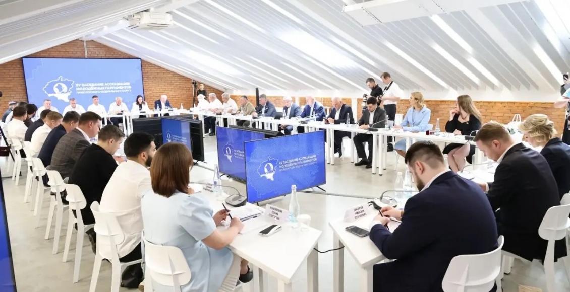 В мероприятии принял участие заместитель полпреда Президента РФ в ПФО Олег Машковцев