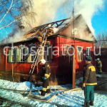 Пожарные ликвидировали возгорание частного дома в Аткарске