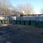 Переполненные баки с мусором. Жители Заводского жалуются на бездействие коммунальщиков