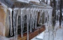 icicles-208484_1920