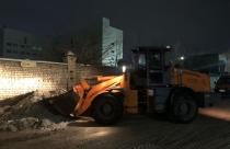 Работы по ликвидации снега и наледи в городах области продолжались всю ночь