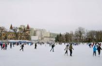 Свыше 800 площадок для занятий зимними видами спорта откроются в Саратовской области 