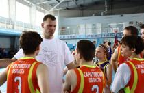 Занятия провели российские баскетболисты, а также чемпионка России и Европы по художественной гимнастике