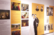 В выставочном зале Хвалынского краеведческого музея открылась новая экспозиция «Под венец»