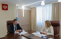 Роман Бусаргин провел встречу с уполномоченным по правам человека в Саратовской области Надеждой Суховой