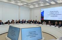 Роман Бусаргин провел постоянно действующее совещание с зампредами и министрами Правительства области