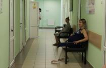 Саратовские центры «Мои Документы» начали принимать заявления на выплату 100 тысяч рублей для беременных студенток