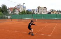 Борьба на кортах прошла сразу в трех разрядах