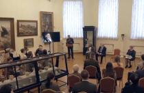Музей был торжественно открыт 29 июня 1885 года стараниями внука Александра Радищева, художника-мариниста Алексея Боголюбова