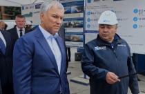 Во время рабочей поездки председатель Госдумы ознакомился с завершающим этапом строительства набережной