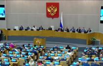 По его словам, на отдельных участках до сих пор ходят тепловозы и перецепка «добавляет два часа времени в пути»