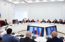 В правительстве обсудили планы по восстановлению пострадавшего дома на Блинова
