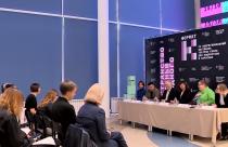 Зрителей ждет показ пяти спектаклей, ориентированных на подростков и молодых людей