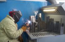 Стать востребованным специалистом и трудоустроиться можно, пройдя бесплатное обучение через кадровые центры или по национальному проекту «Кадры»