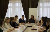 Управленческие команды саратовских школ повышают квалификацию благодаря новому муниципальному проекту по формированию кадрового резерва «ЛидерПро»