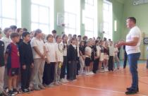 Среди них чемпион мира Денис Лебедев, олимпийский чемпион Александр Лебзяк, заместитель председателя Совета чемпионов Федерации бокса России Ахмедхан Адилов