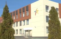 Во время поездки в Саратов он посетил два микрорайона – Авиатор и Звезду, где в общей сложности проживают около 17 тысяч человек и за последнее время появилось 50 новых домов