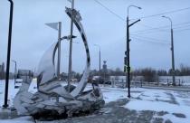 В прошлом году на участке от Гагарина до Урицкого построили пешеходные дорожки, сделали освещение, поставили скамейки и урны