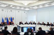 Губернатор Роман Бусаргин отметил, что на приведение в порядок пешеходных дорожек будет выделено из регионального бюджета 200 млн рублей