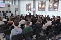 Сразу три художественные выставки появились в галерее второго этажа Дома