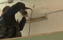 Зданию более 65 лет, здесь учатся свыше 800 детей