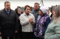 Жители неоднократно обращали внимание на проблему перегруженности социальной, коммунальной и дорожной инфраструктуры микрорайона