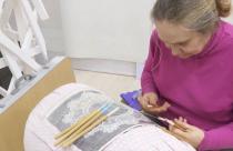 Его участницами стали ткачи, кружевницы и вязальщицы