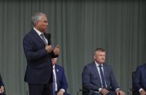 Теплоходы не причаливают, дефицит специалистов в центральной районной больнице, экология на грани катастрофы