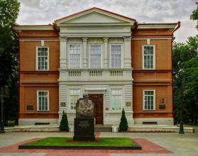 В рамках акции «Музейная неделя» Радищевский музей приглашает участников СВО и членов их семей на свои лучшие экскурсии