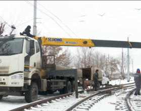 На сегодняшний день установлены 368 опор контактной сети, кабельные линии смонтированы на 60%