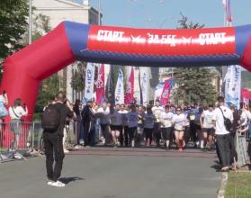 Тысячи россиян вышли на синхронный старт — прошел самый масштабный полумарафон ЗаБег.РФ