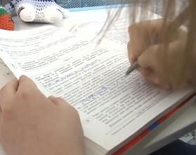Но уже сейчас есть немало обладателей «заветной сотки»