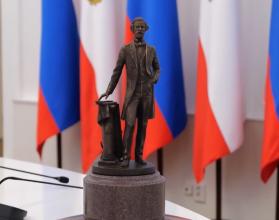 Губернатор Саратовской области Роман Бусаргин обсудил с деятелями культуры концепцию его создания