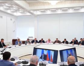 Губернатор Роман Бусаргин отметил, что развитие городского транспорта – главная задача, которая стоит перед органами власти и решать ее помогает система брутто-контрактов