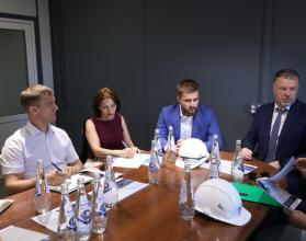 Обсуждались планы по развитию, доступные меры поддержки, а также проблемы, с которыми сталкиваются предприятия