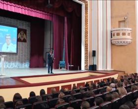 В Саратове прошли творческие встречи обучающихся вузов с автором многочисленных книг и фильмов о Нюрнбергском процессе, почетным профессором СГЮА Александром Звягинцевым