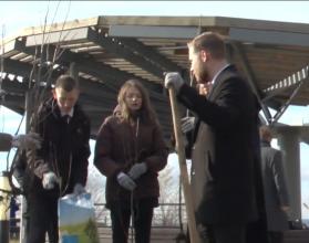 Членам Молодежного парламента при Народном Совете ЛНР провели экскурсию по территории Парка Победы