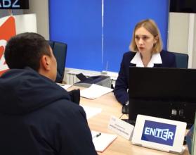 Это возможно благодаря поддержке кадровых центров