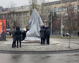 Известный художник, основатель Радищевского музея, человек, внесший огромный вклад в развитие саратовской культуры, до сих пор никак не был увековечен в нашем городе