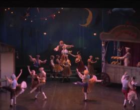 Работа над новой постановкой шла в рамках проекта, реализованного благотворительным фондом имени Леонида Собинова