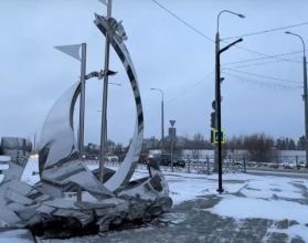 В прошлом году на участке от Гагарина до Урицкого построили пешеходные дорожки, сделали освещение, поставили скамейки и урны