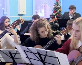 Воспитанницы саратовской Детской школы искусств № 21 стали лучшими на XI Международном конкурсе молодых исполнителей