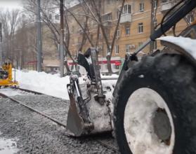 Во время рабочей поездки в Саратов председатель Госдумы Вячеслав Володин провел совещание по продолжению реализации проекта скоростного трамвая