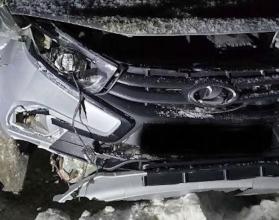 По предварительным данным, в 01:20 у села Усатово мужчина за рулем «Лады Гранты» не справился с управлением и слетел с дороги