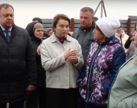 Жители неоднократно обращали внимание на проблему перегруженности социальной, коммунальной и дорожной инфраструктуры микрорайона