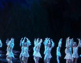 Показ стартовал в 70 городах страны в рамках проекта, слоган которого «Театр становится ближе и доступнее»