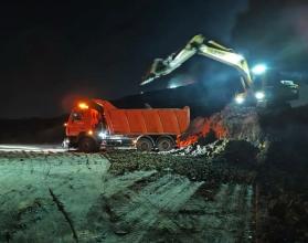 В настоящее время открытые очаги горения на полигоне ликвидированы