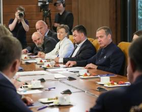Документ будет содержать не только конкретные предложения с мест, но и экспертные комментарии