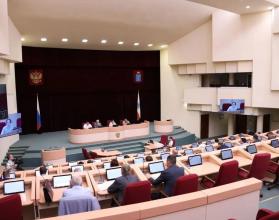 Финансирование направлено на выполнение первоочередных обязательств и исполнение социальных гарантий