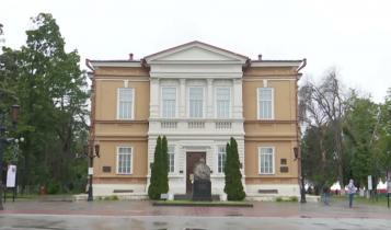Благодаря поддержке спикера Государственной Думы Вячеслава Володина там появились новые выставочные площади